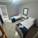 Quarto3 A Pe Da Praia Na Rua Do Comercio Recreio